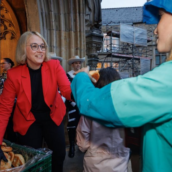 Steckenpferdreiten der Osnabrücker Grundschulen 